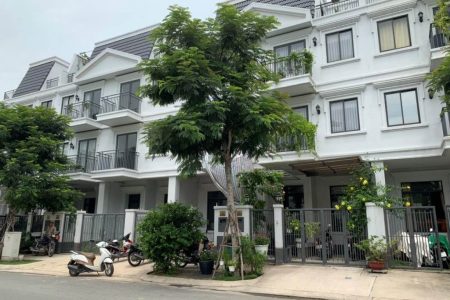 Mua Bán Cho Thuê Nhà Phố Lakeview City Quận 2